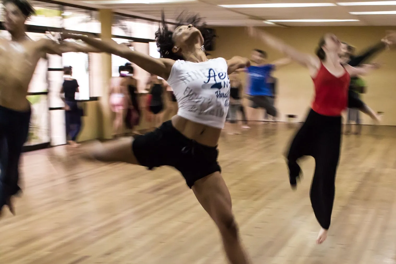 2.おすすめのダンススクールを知りたい