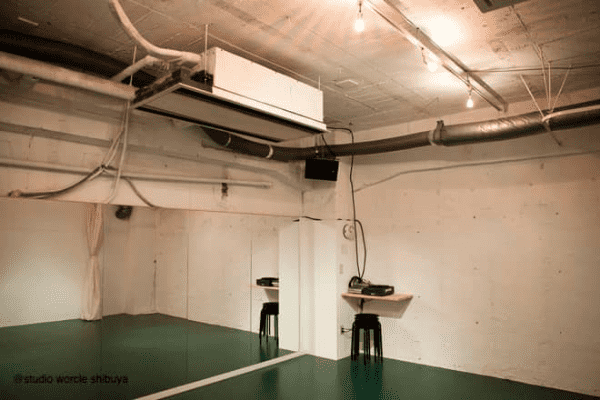 スタジオの画像