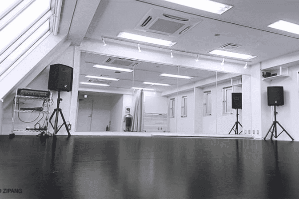 スタジオの画像